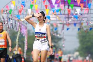 BIB: 4504
                            <button type="button" onclick="openModal(9917157)" class="btn btn-primary btn-sm float-right btn-popup" data-toggle="modal" data-target=".modal-high-quality">
                        <i class="fas fa-shopping-cart"></i> Add to Cart
                    </button>
                                            <button type="button" onclick="isThisMe(9917157, true)" class="btn btn-success btn-sm float-right btn-popup btn-isme hidden" data-toggle="tooltip" data-placement="bottom" title="นี่คือรูปของคุณใช่ไหม คลิกที่นี่เพื่อเอาเข้าอัลบั้ม">
                        <i class="fas fa-plus"></i> Add to album
                    </button>
                    <button type="button" onclick="isThisMe(9917157, false)" class="btn btn-warning btn-sm float-right btn-popup btn-isnotme hidden">
                        <i class="fas fa-ban"></i> Remove from album
                    </button>